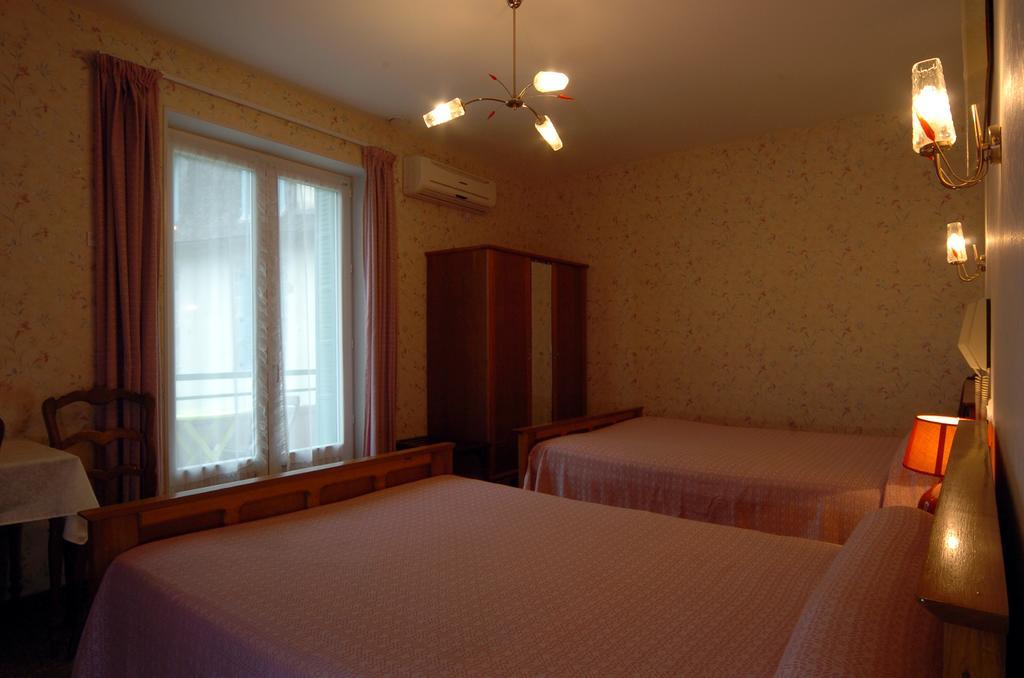 Entraygues-sur-Truyère Hotel Du Lion D'Or חדר תמונה