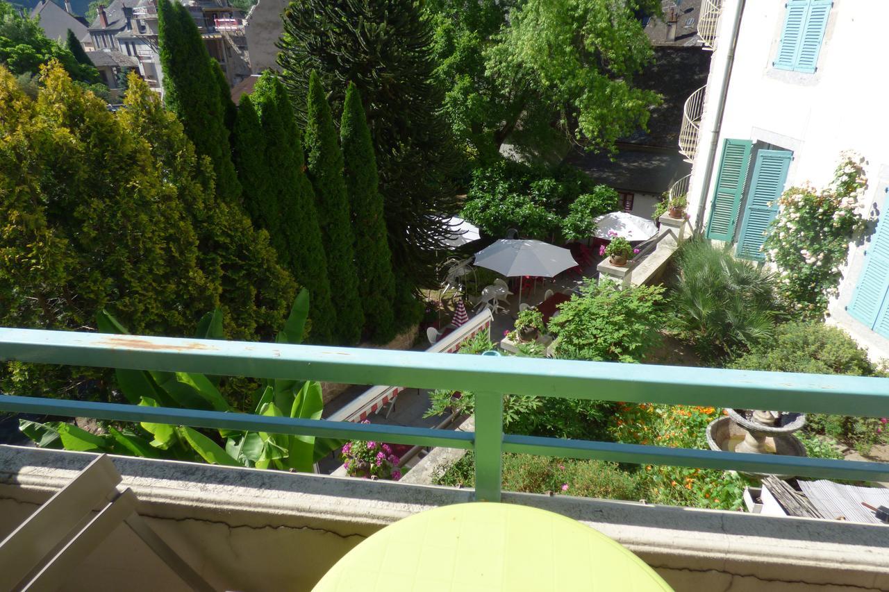 Entraygues-sur-Truyère Hotel Du Lion D'Or מראה חיצוני תמונה